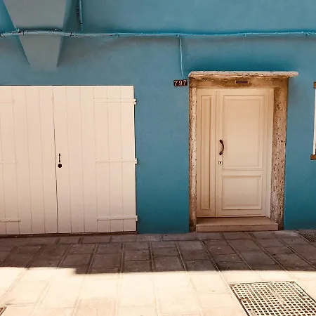 Barbara's Apartment *